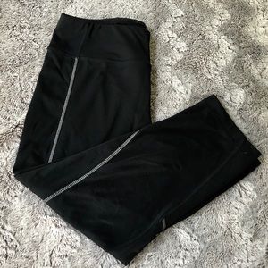 90 Degree Capri legging